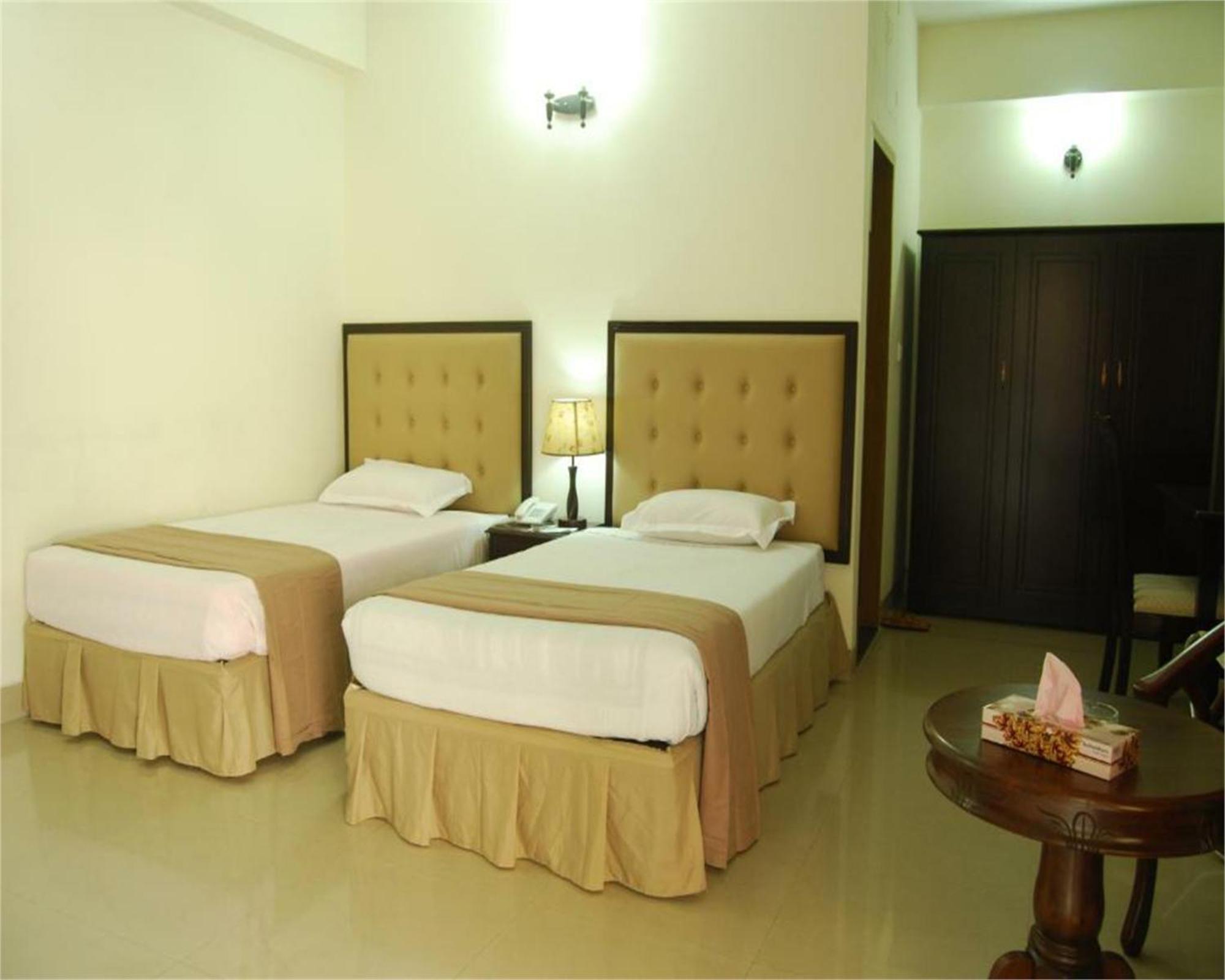 Ambassador Residency Hotel Chittagong Exterior photo